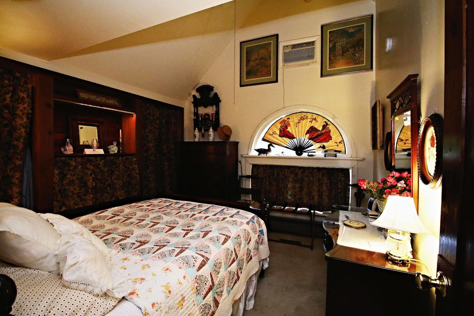Ebenezer House Bed & Breakfast Burtonsville Exterior foto